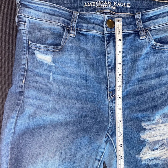 American Eagle Distressed Super Stretch. high Rise Jeggings Size 10 - Picture 9 of 14